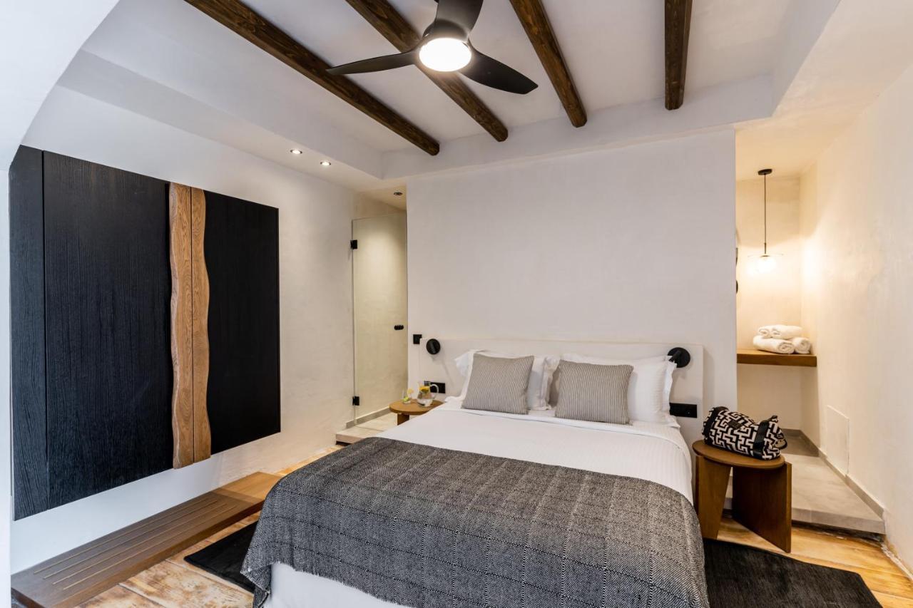 Amer Suites Fira  Ngoại thất bức ảnh