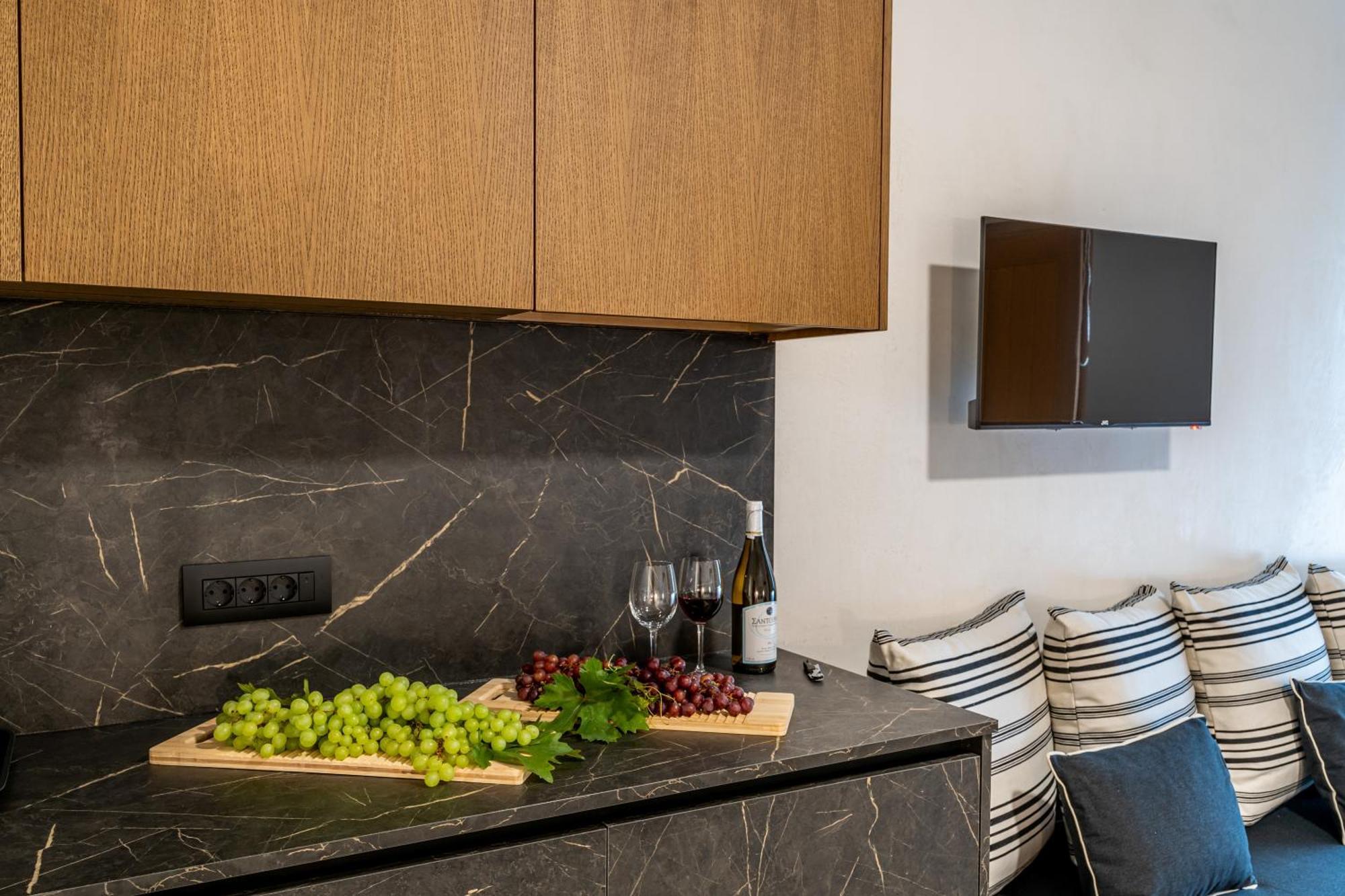 Amer Suites Fira  Phòng bức ảnh